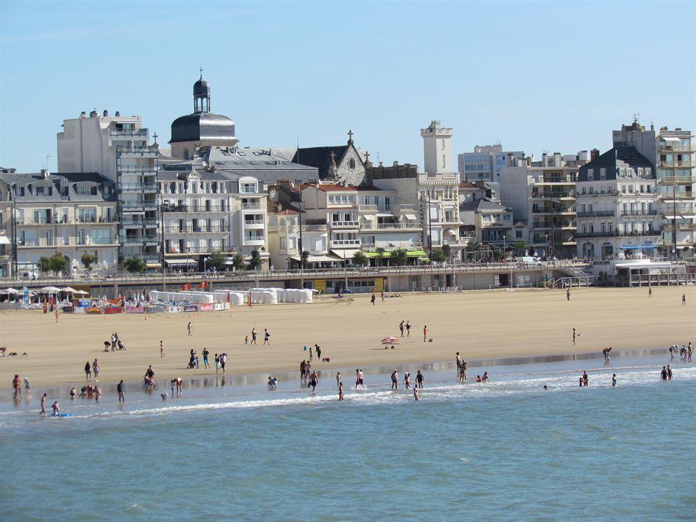 Residence Nemea Les Grands Rochers Les Sables-d'Olonne Exterior photo